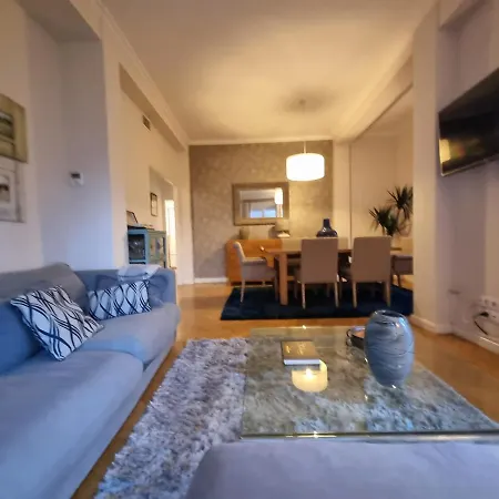 En Republica Argentina Triana Apartman *